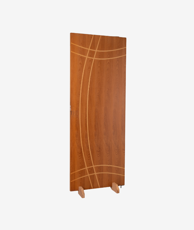 CM61 – Folha de Porta Frisada
