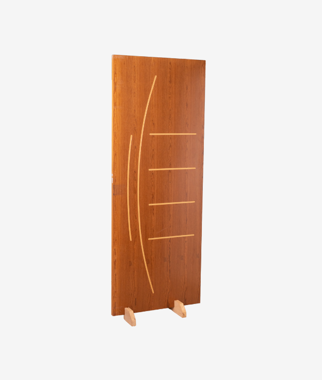 CM64 – Folha de Porta Frisada