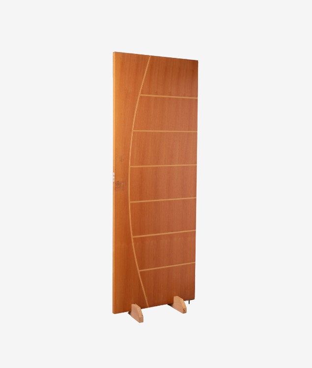 CM49 – Folha de Porta Frisada
