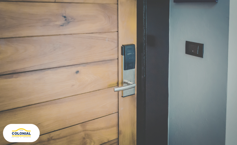 Portas de Madeira para Apartamentos: O Que Verificar Antes da Instalação